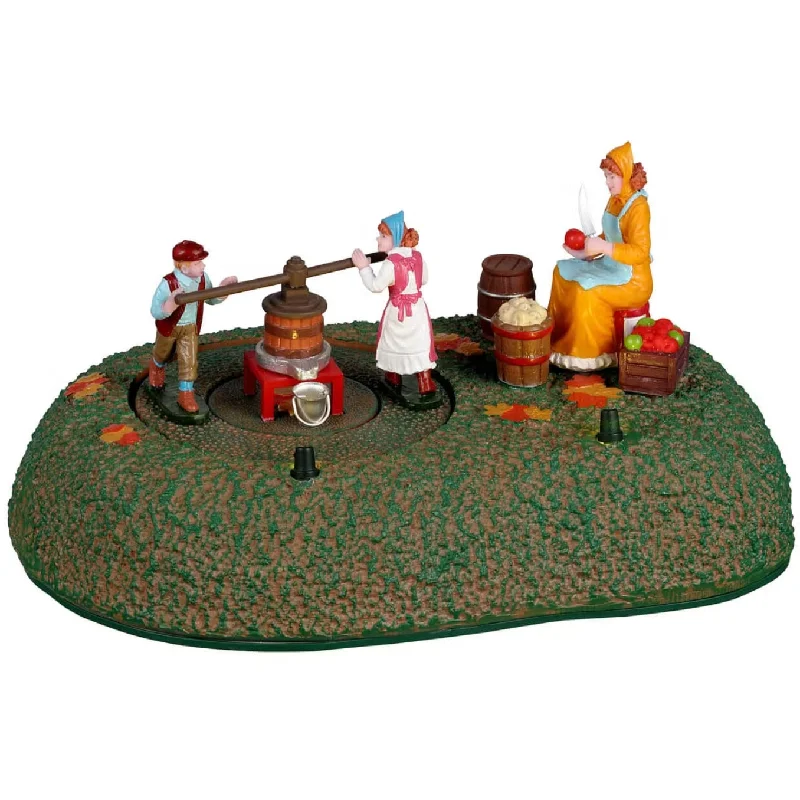 Lemax Caddington Village Table Piece: Family Cider #24950